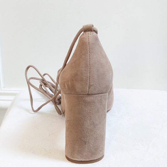 NWOT Vince camuto suede heels - Picture 3 of 16